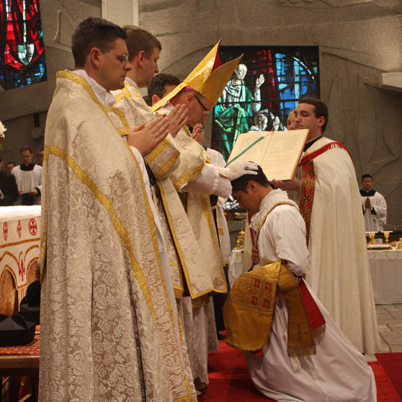 A Catholic Life Priestly Fraternity Of St Peter Ordains 5 Men