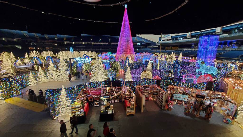 Light Up St Pete A Peek Inside Enchant Christmas St Pete Catalyst