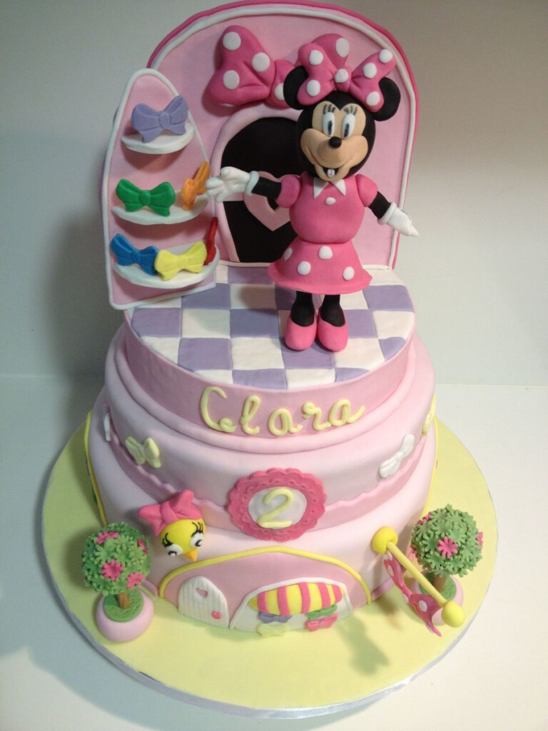 Minnie Bowtique Cake CakeCentral