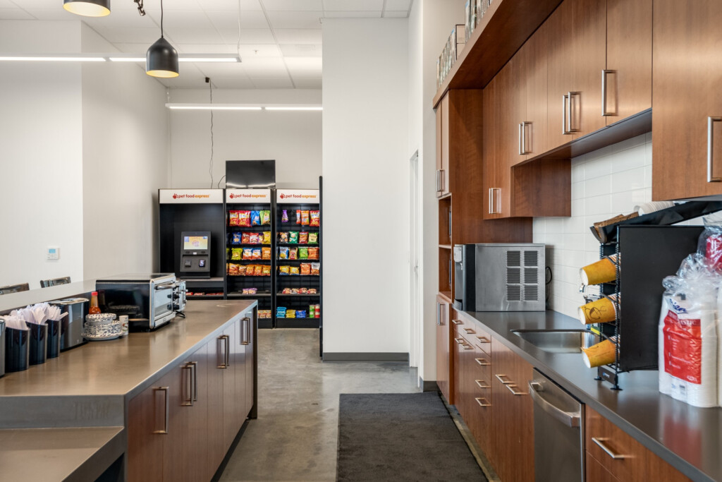 Pet Food Express Distribution Center MSA Architecture Design