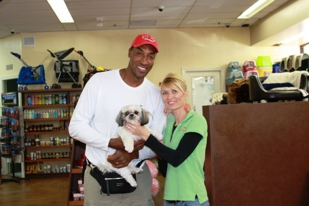 You Can Find Celebrities Like Scottie Pippen Hanging Out At Barkers Pet 