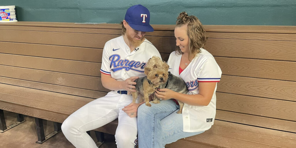 Rangers Make Charity Puppy Calendar