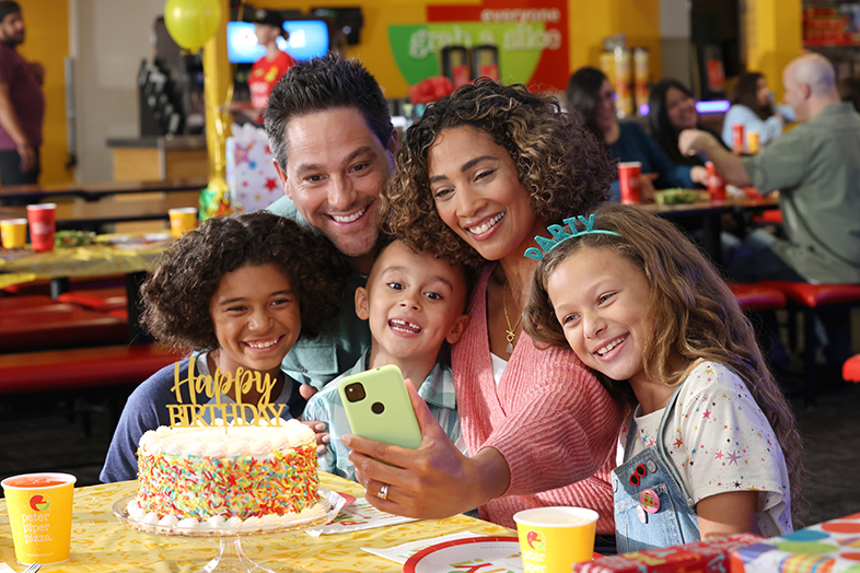 The Guide To An EPIC Kids Birthday Party At Peter Piper Pizza Peter 